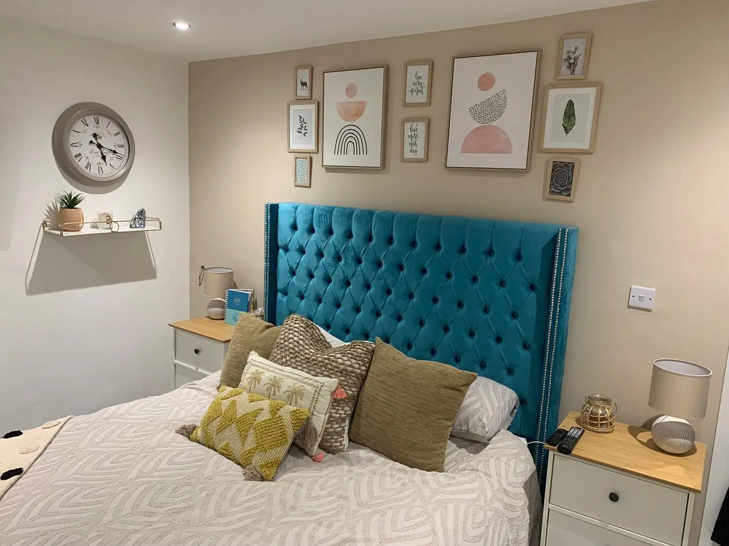 Simple Bedroom Ideas for Couples - Coastal Calm Retreat.