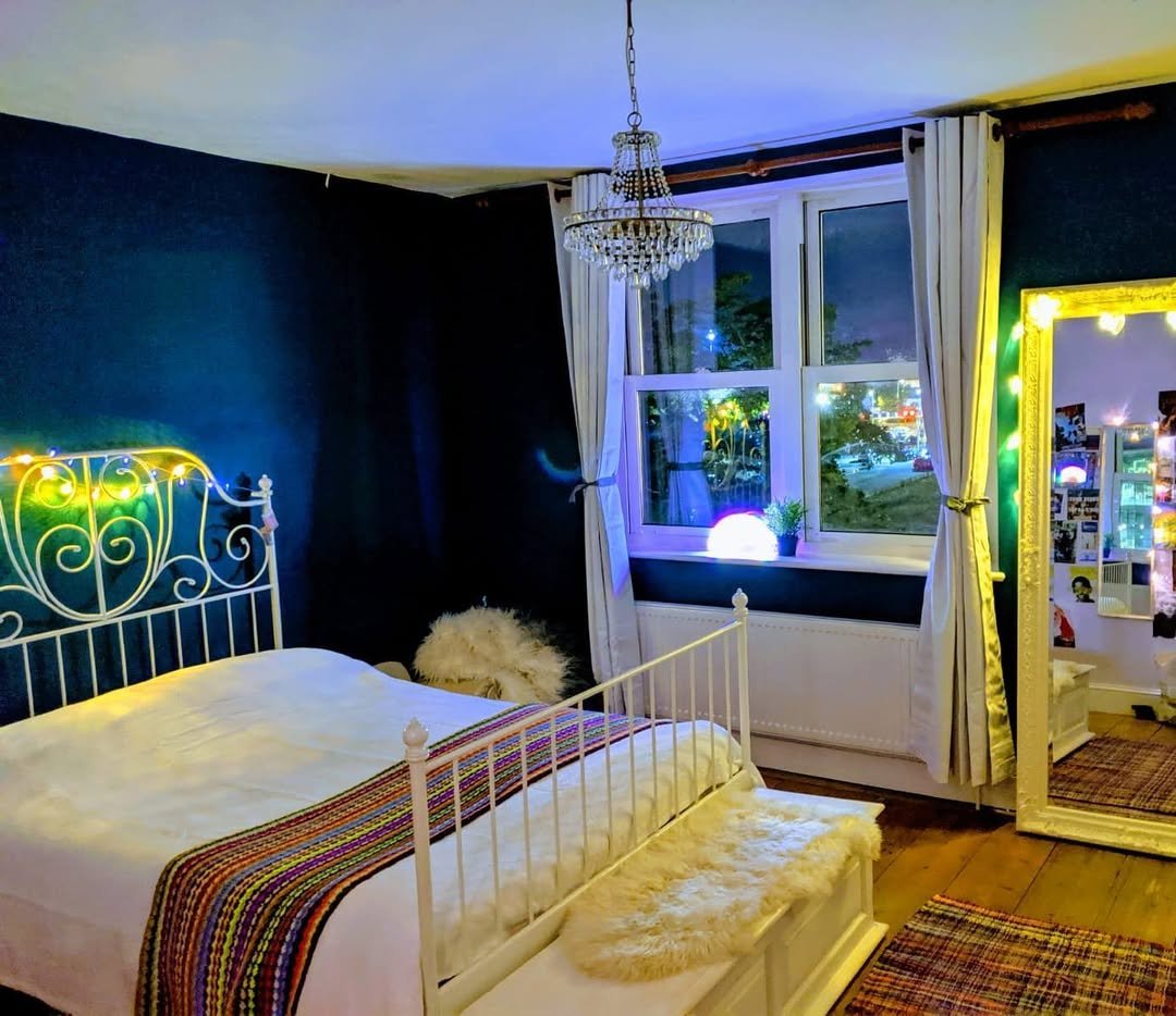 Whimsical Headboard Halo