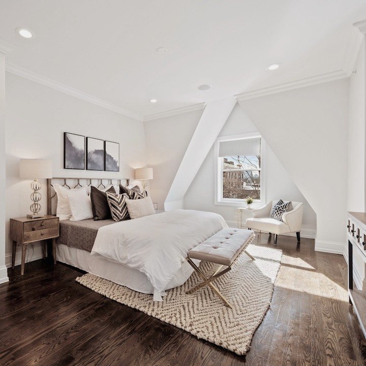 Cozy loft bedroom