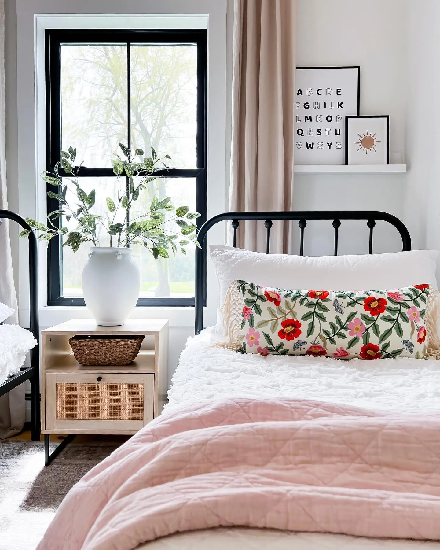 Simple Colors are Best