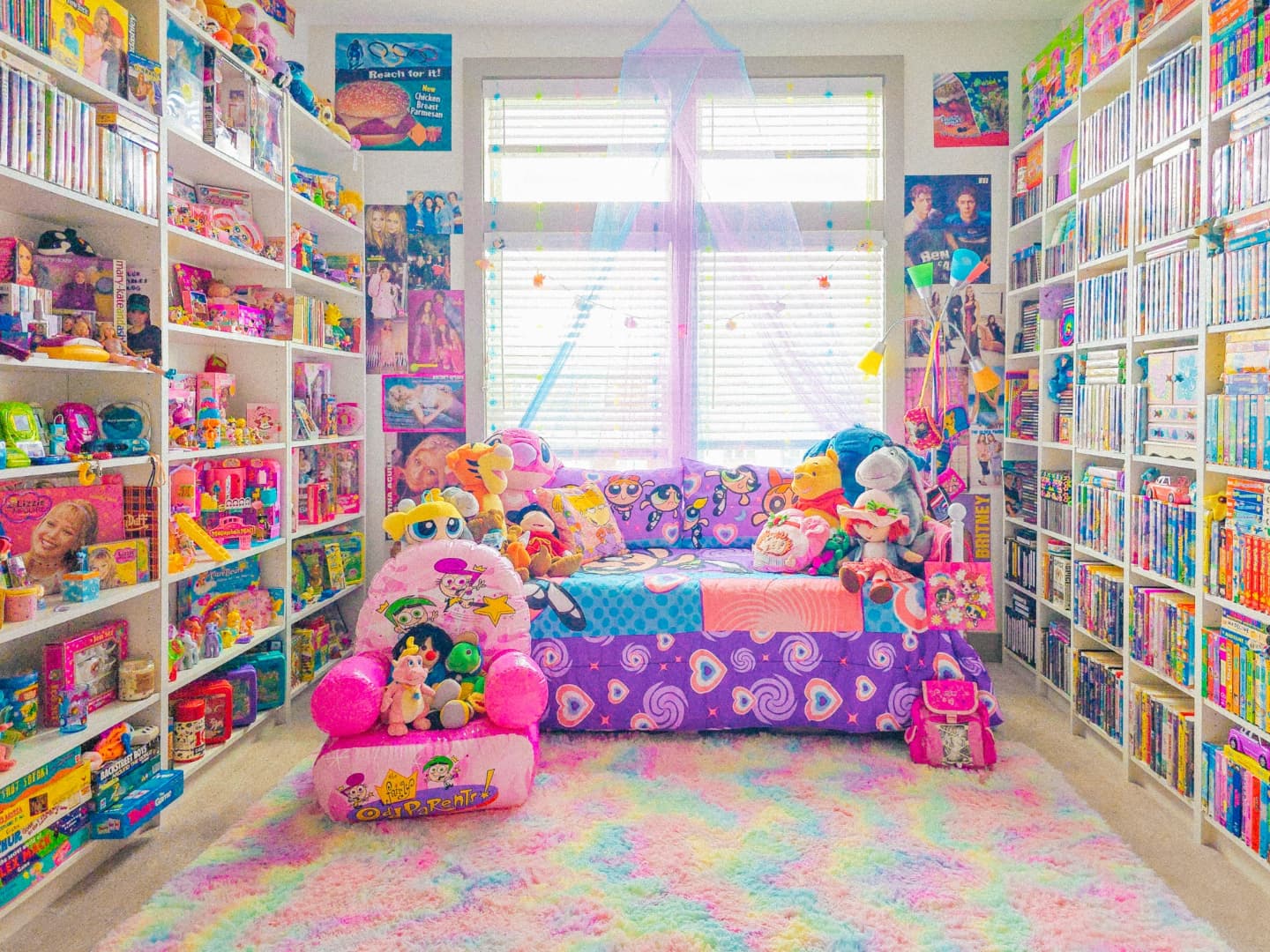 Colorful 90s-themed room  