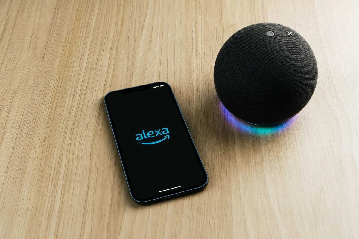 Who Is Better: Alexa or Siri for Daily Use and Setup? 2 who is better alexa or siri
