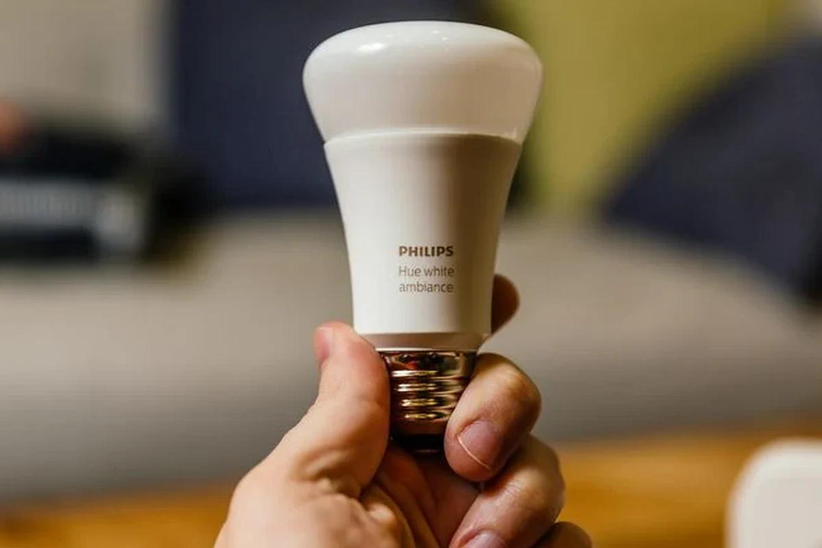 How Long Do the Philips Hue Bulbs Last in Daily Use? 2 how long do the philips hue bulbs last