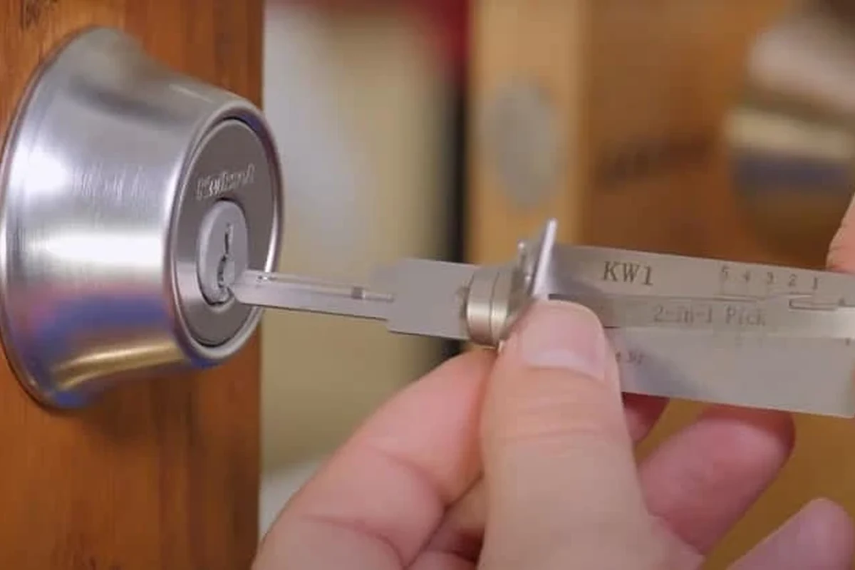 How Long Does Kwikset Lock You Out? Troubleshooting Tips 2 how long does kwikset lock you out