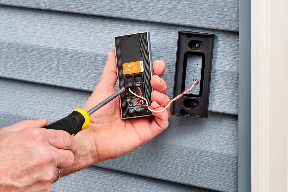 Does Ring Doorbell Light Up When Live View Is Active? 3 does ring doorbell light up when live view