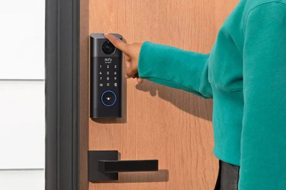 How to Secure Apartment Door: Best Practices for Safety 3 how to secure apartment door